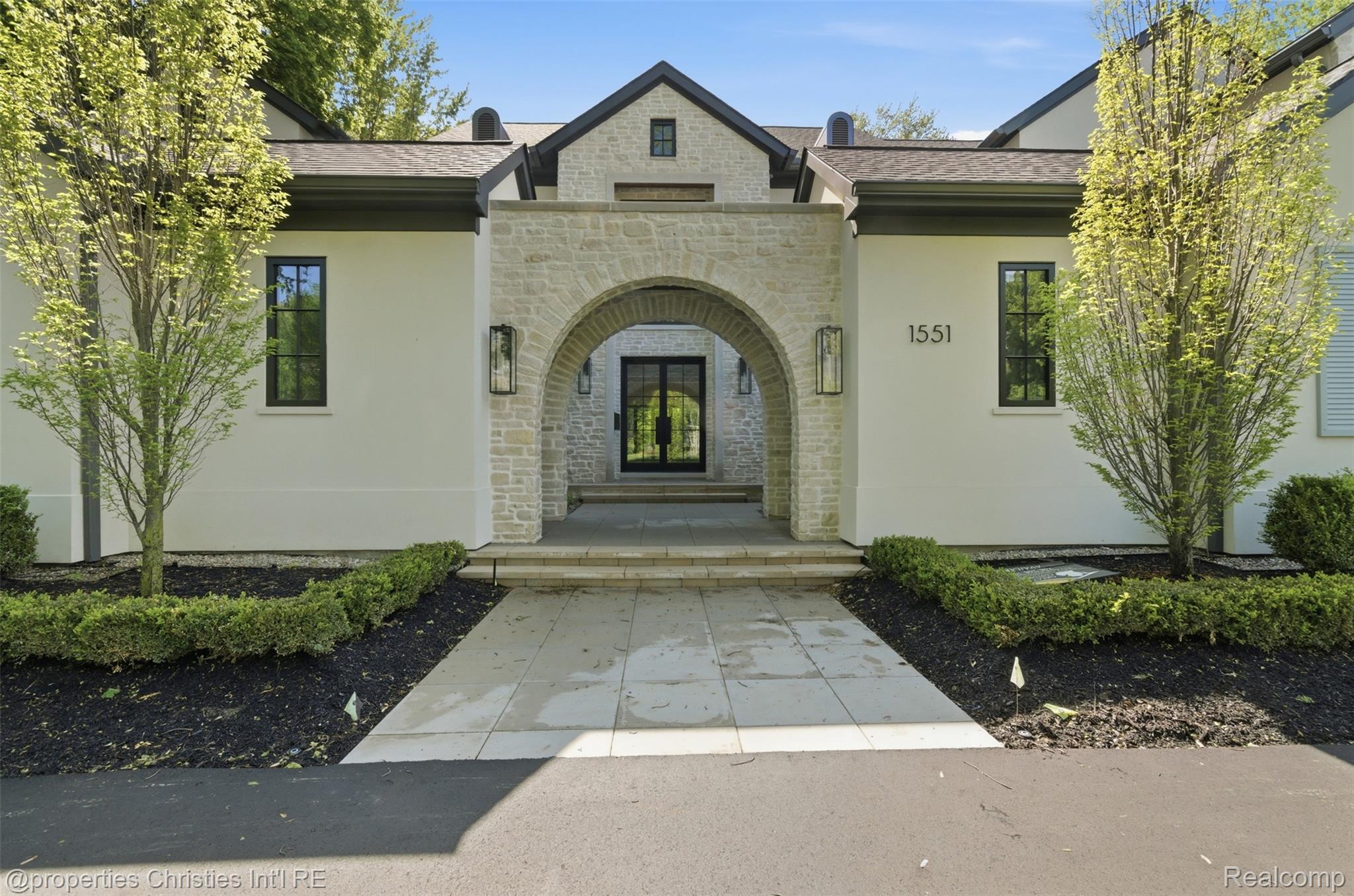 1551 LAKESIDE Drive