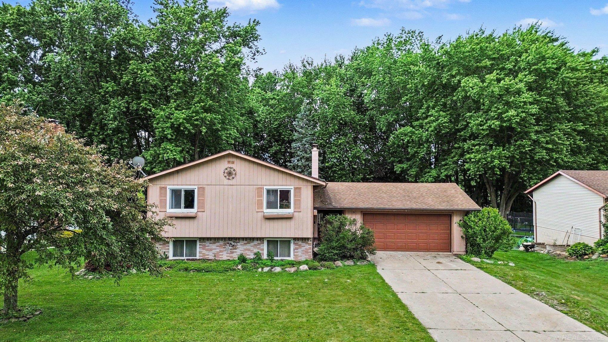 302 Westwinds Drive
