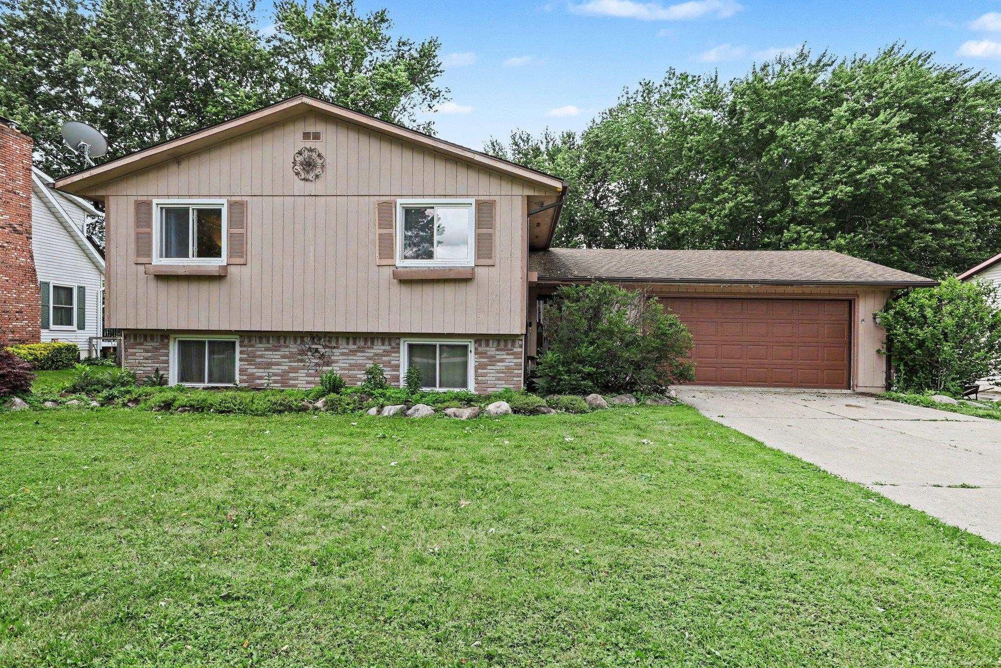 302 Westwinds Drive