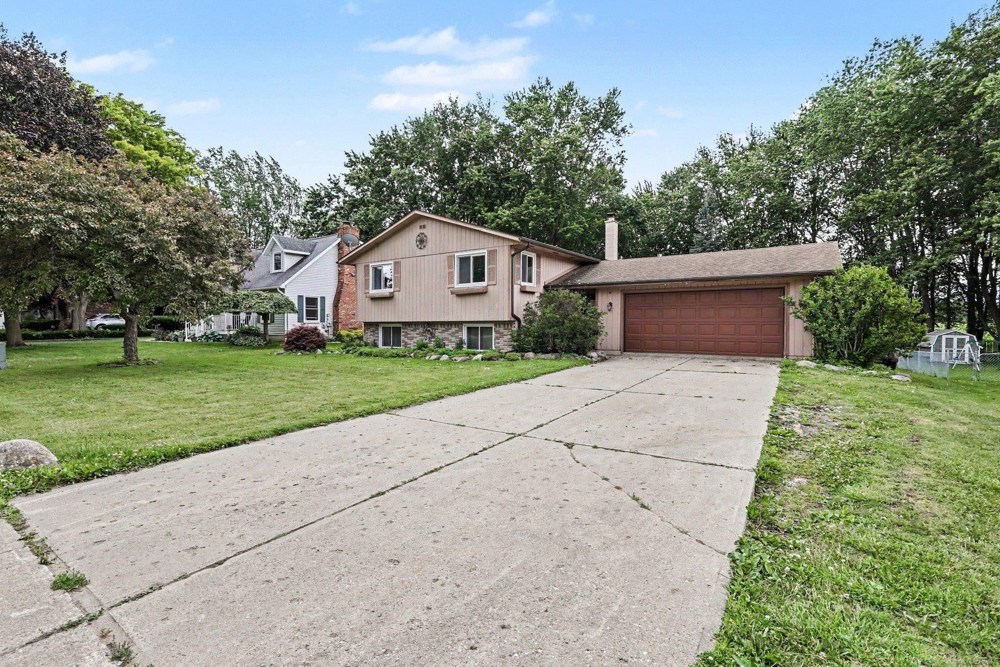 302 Westwinds Drive