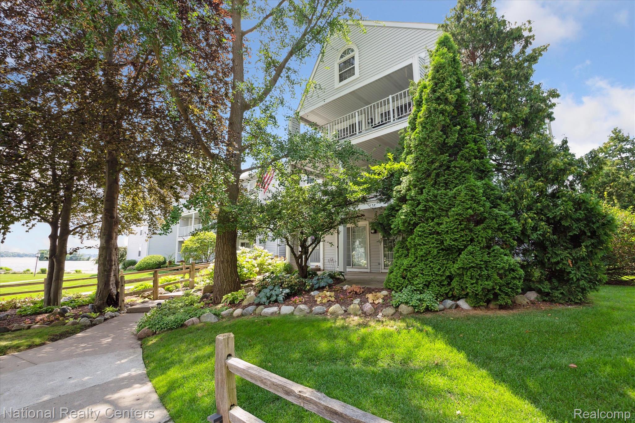 3559 Port Cove Drive 17