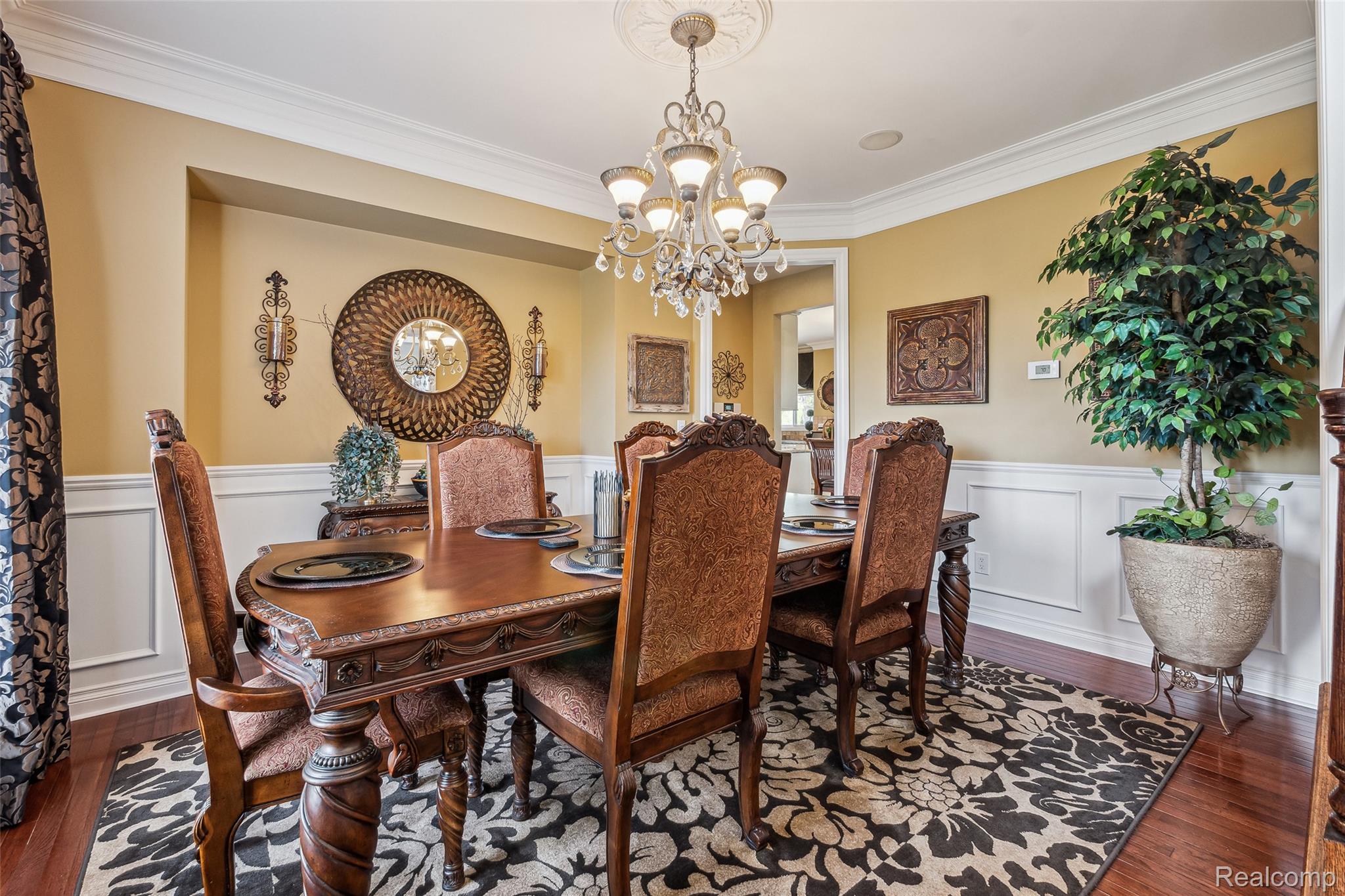 5460 Cochrane Road