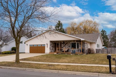 1225 Abbey Lane Mt Pleasant City MI 48858