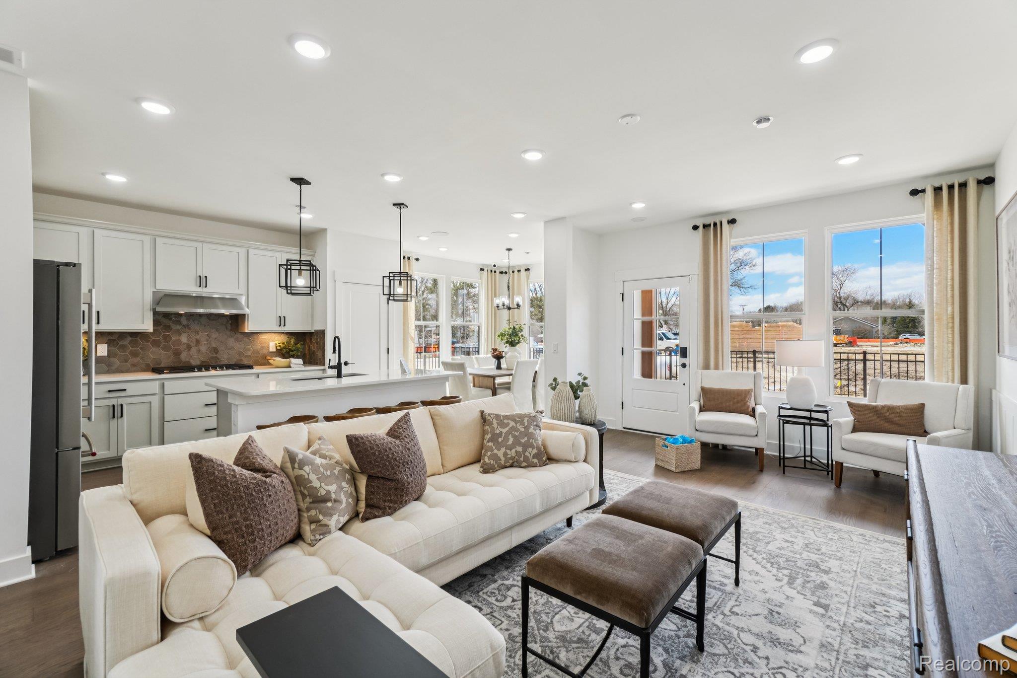 308 Lantana Drive