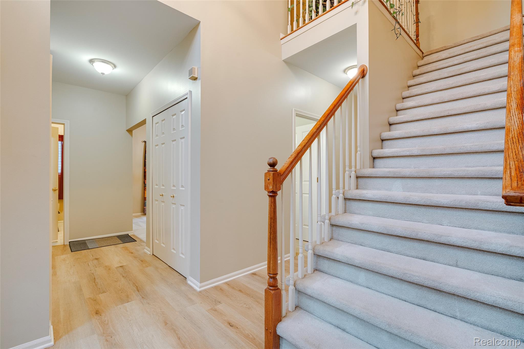 1387 Hartland Drive