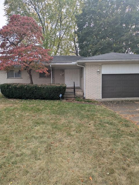 18495 Adrian Street Southfield City MI 48075