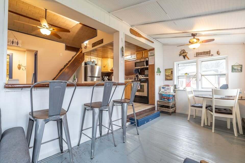 2555 Melvin Road
