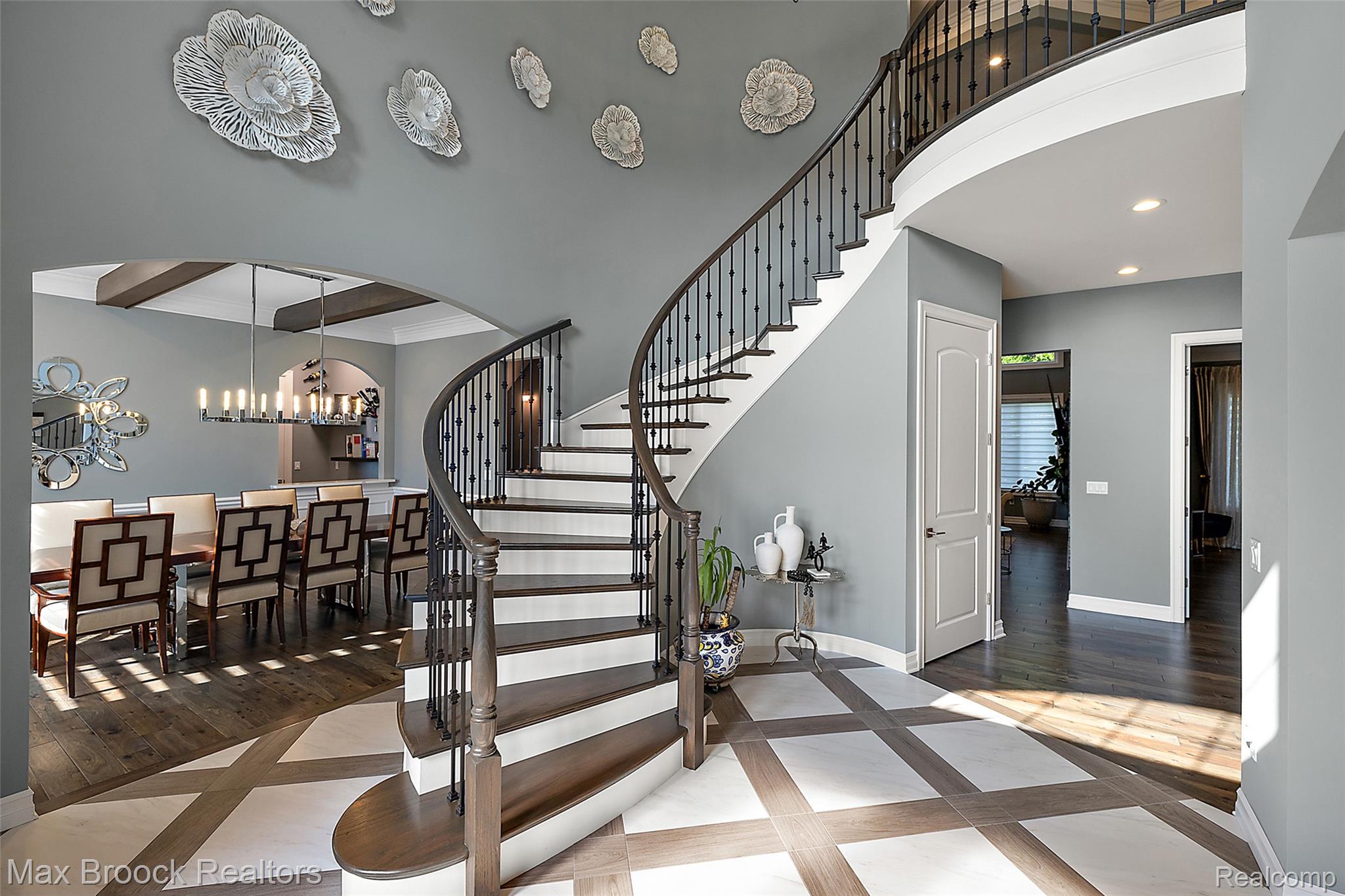 3888 Thatcher Drive