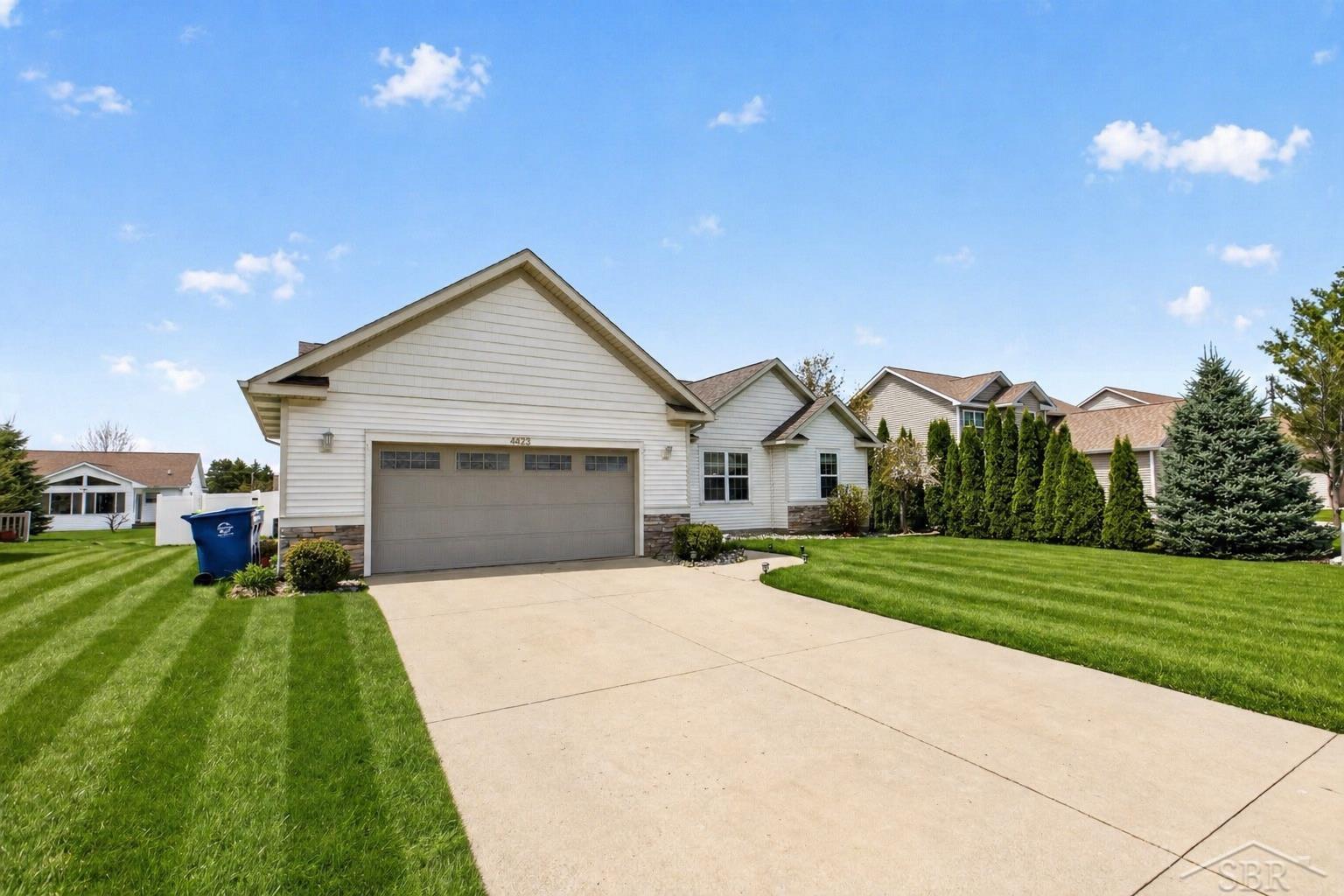 4423 Spicebush Drive