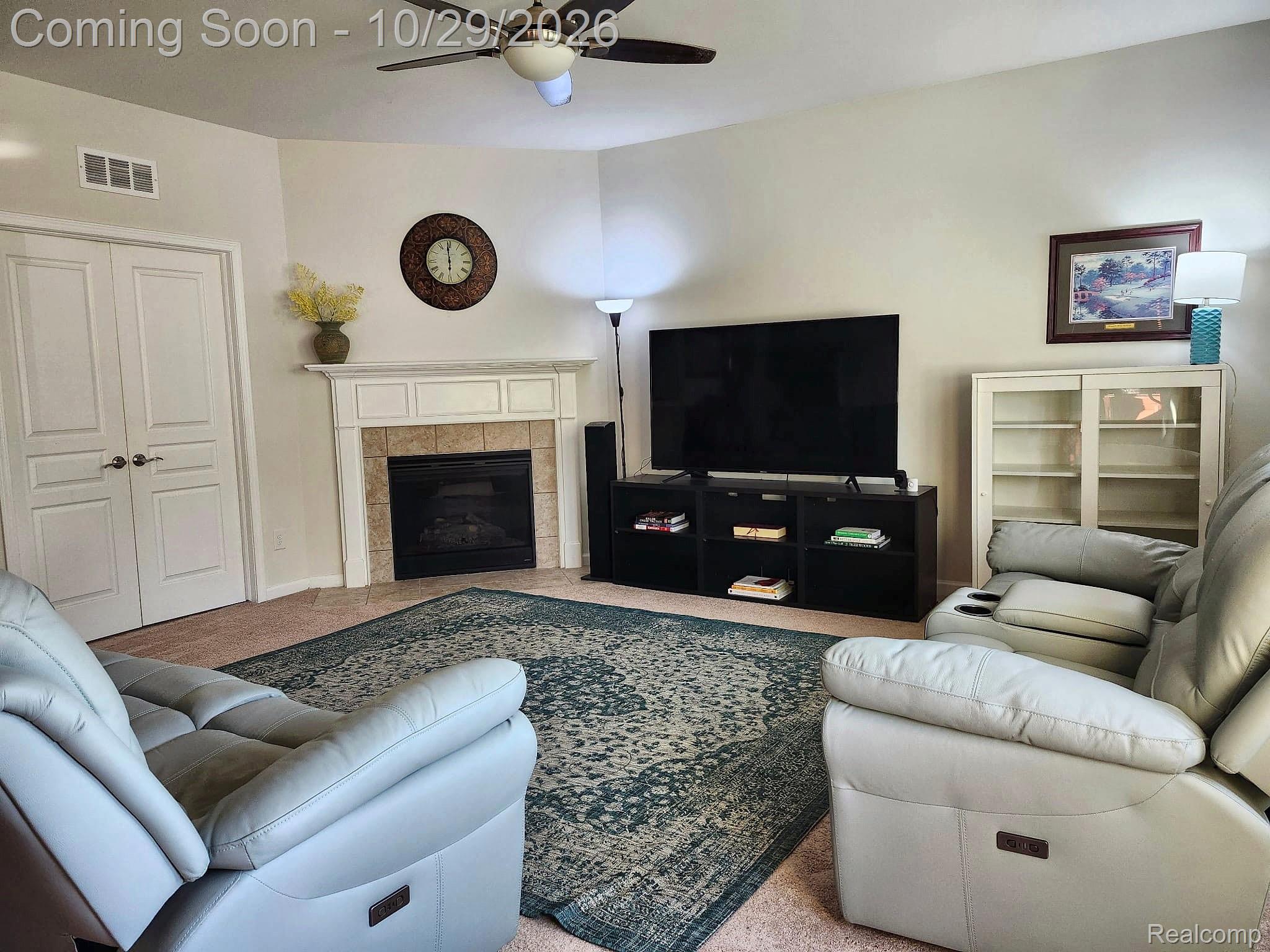 27647 Hartwick Circle