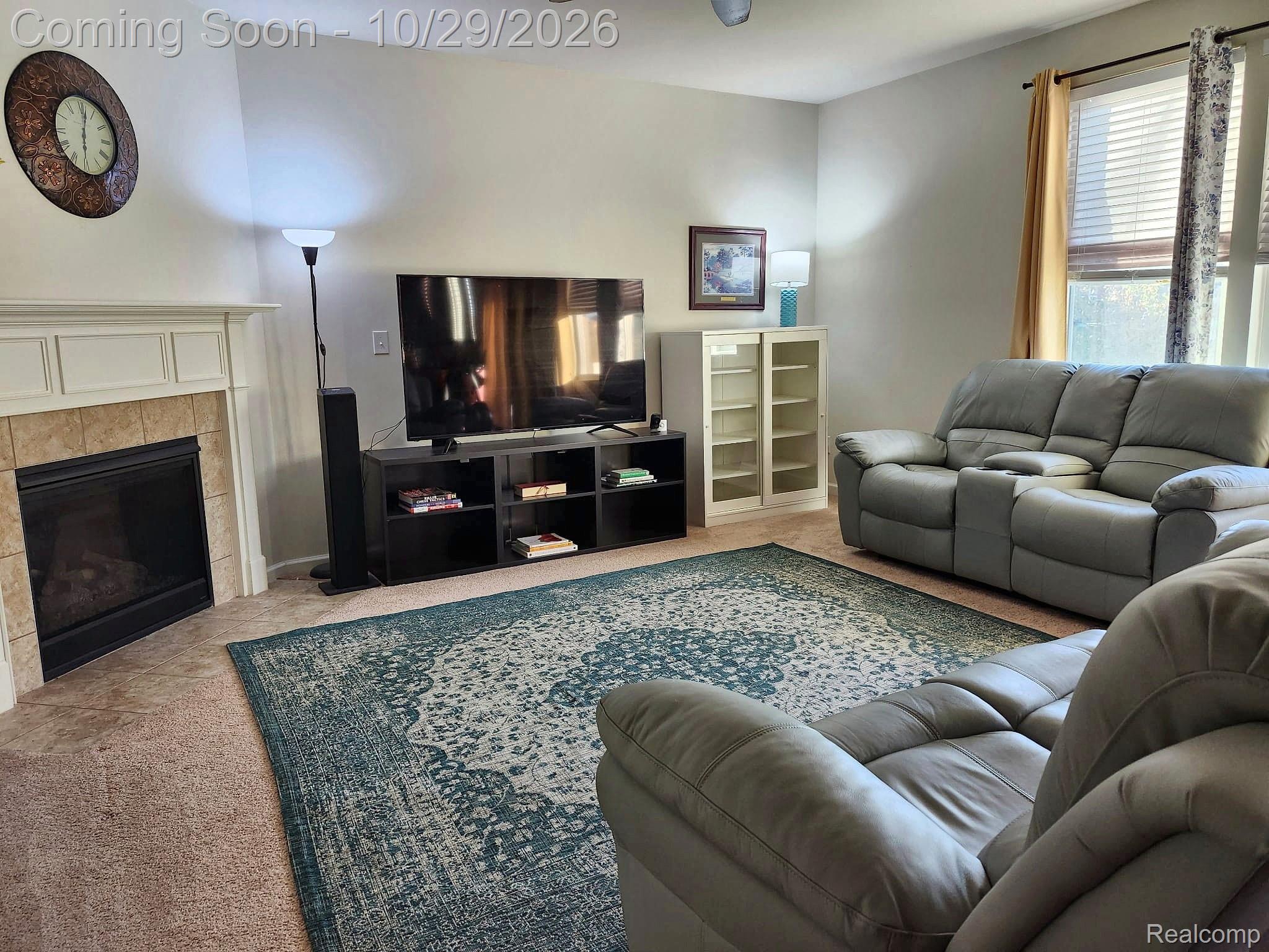 27647 Hartwick Circle