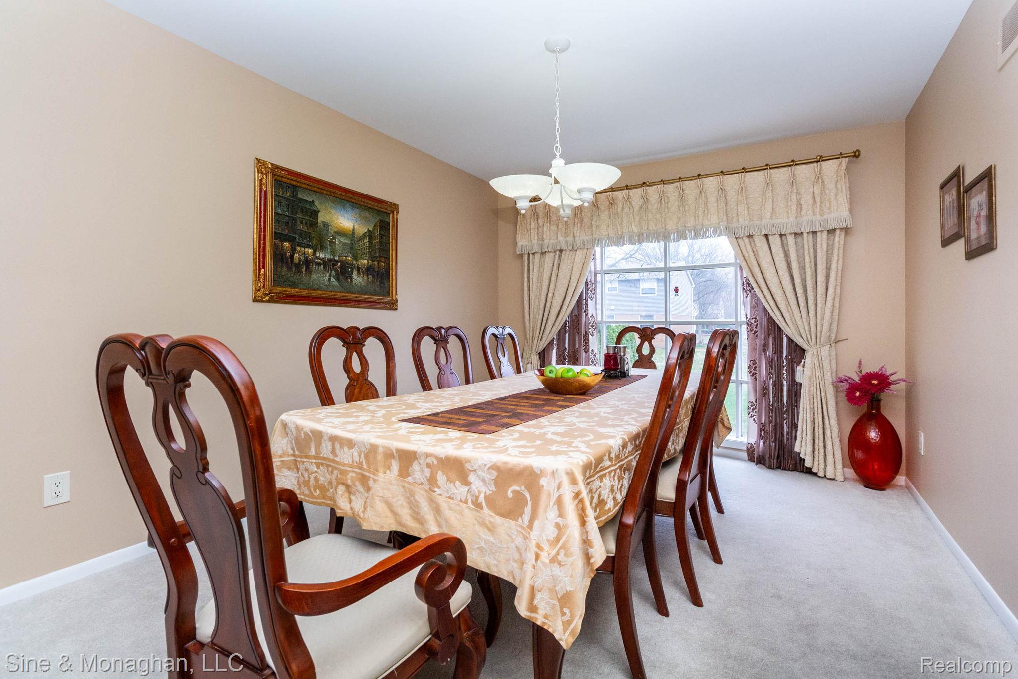 5082 Westmoreland Drive