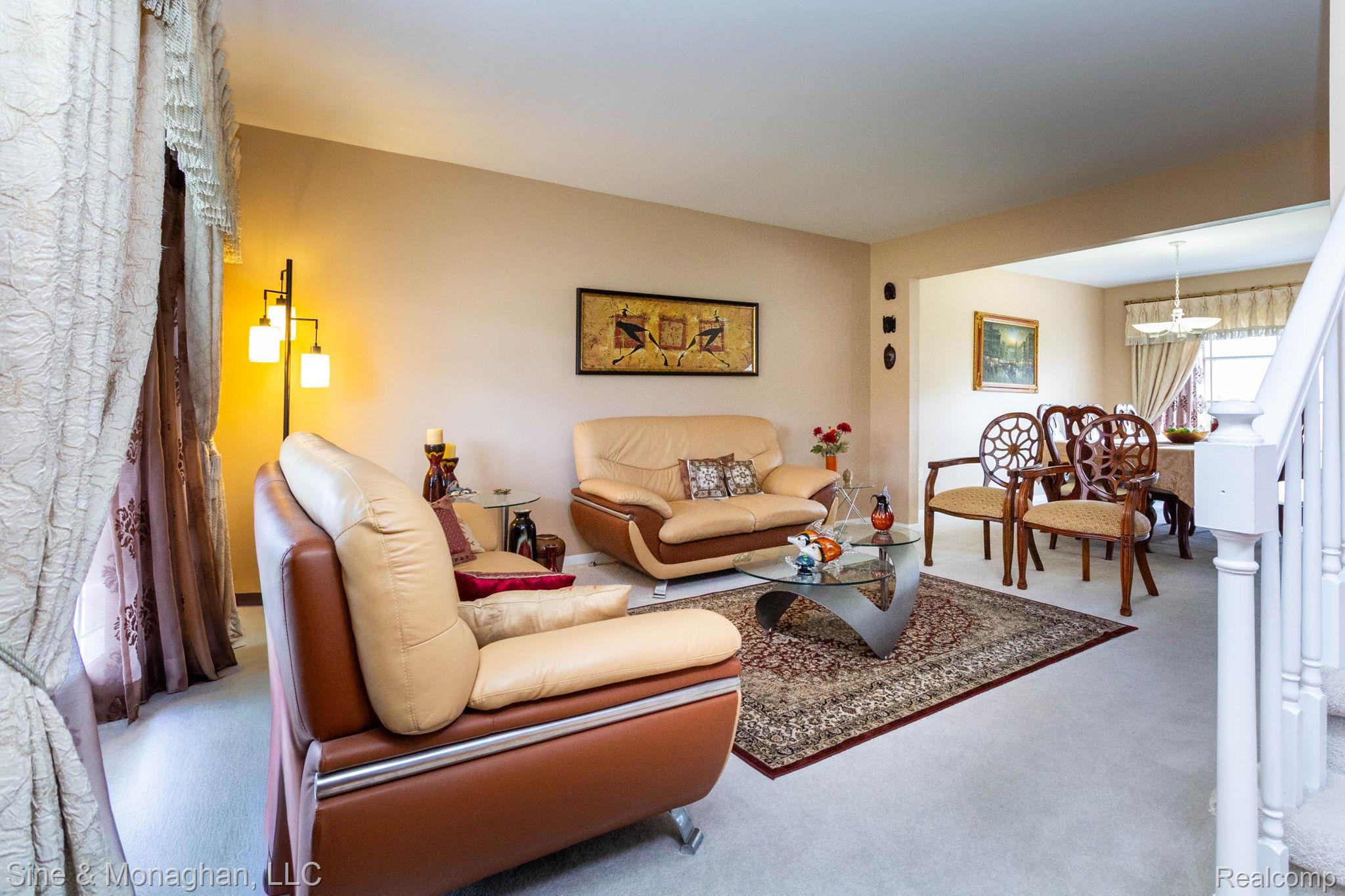 5082 Westmoreland Drive