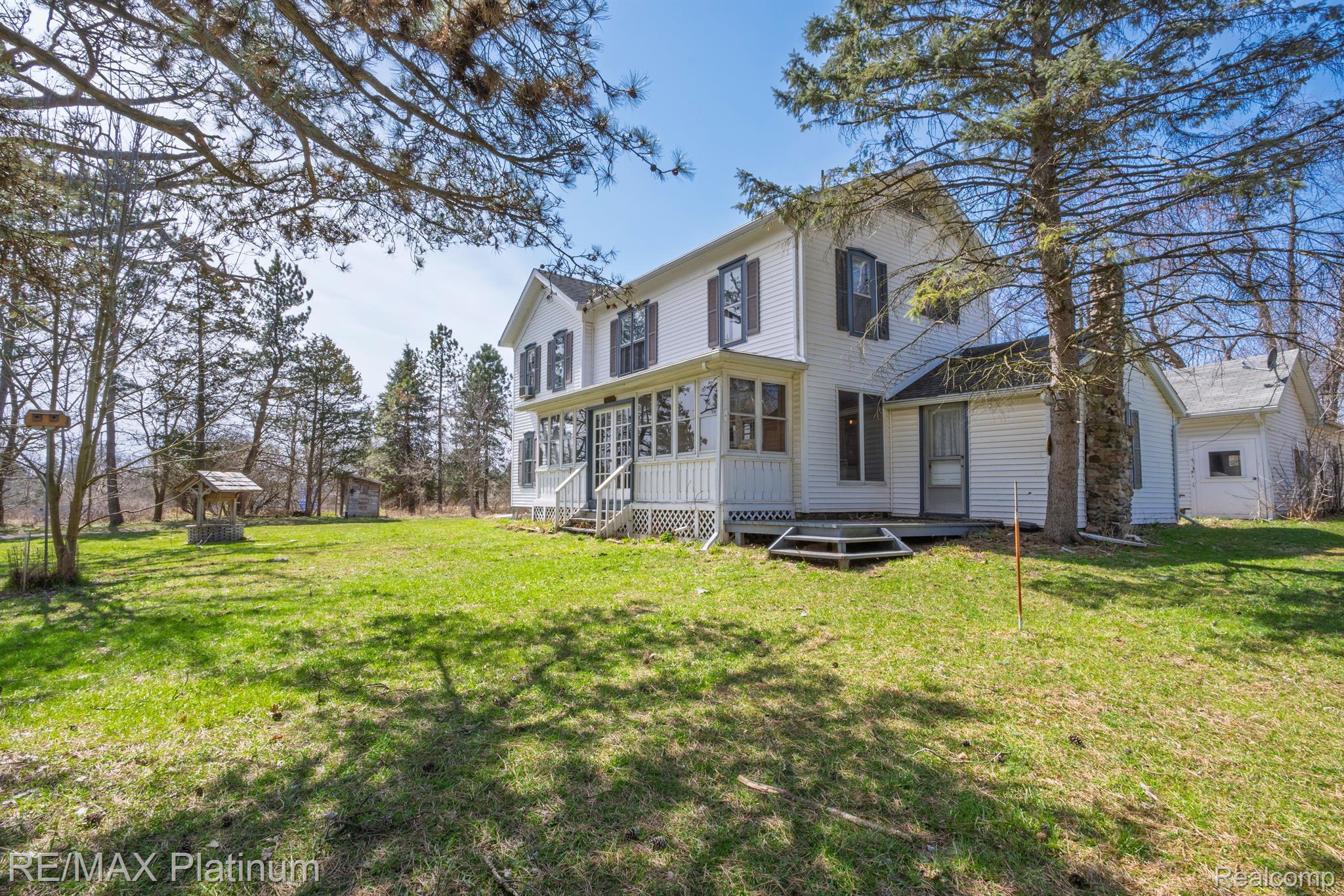 565 SLEAFORD Road