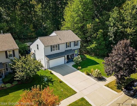 2929 Birchwood Drive Waterford Charter Township MI 48329