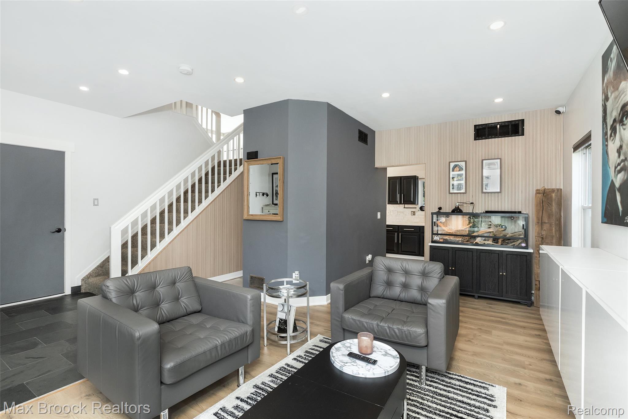 2929 Birchwood Drive