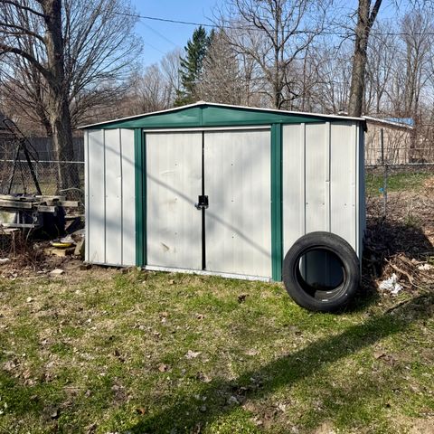 Tiny photo for 516 Morrison Avenue, Bangor City, MI 49013 (MLS # 69026013424)