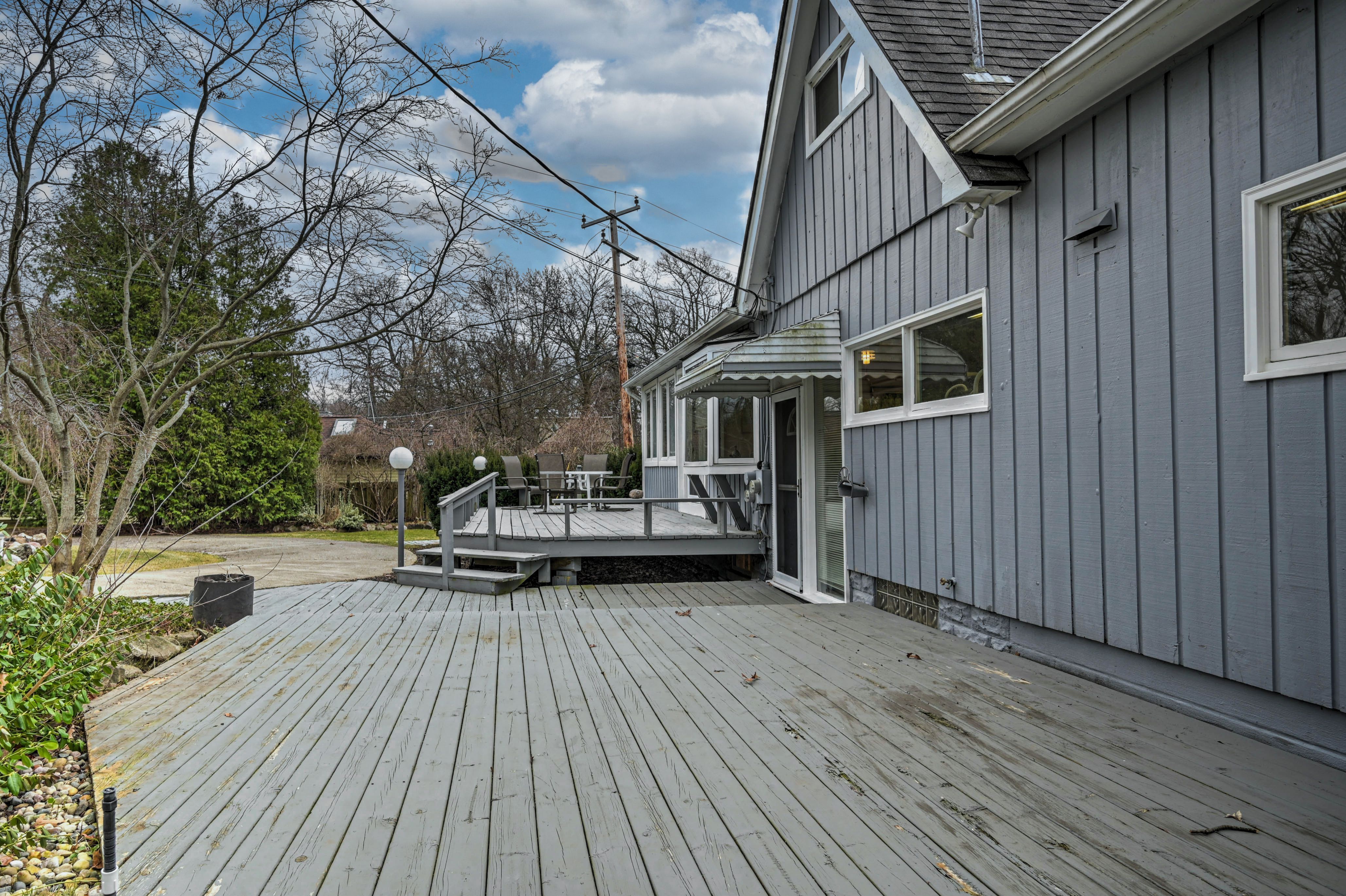 3453 ORMOND Road W