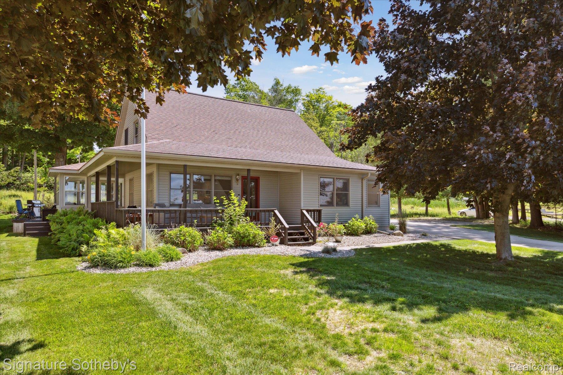 4294 N East Torch Lake Drive