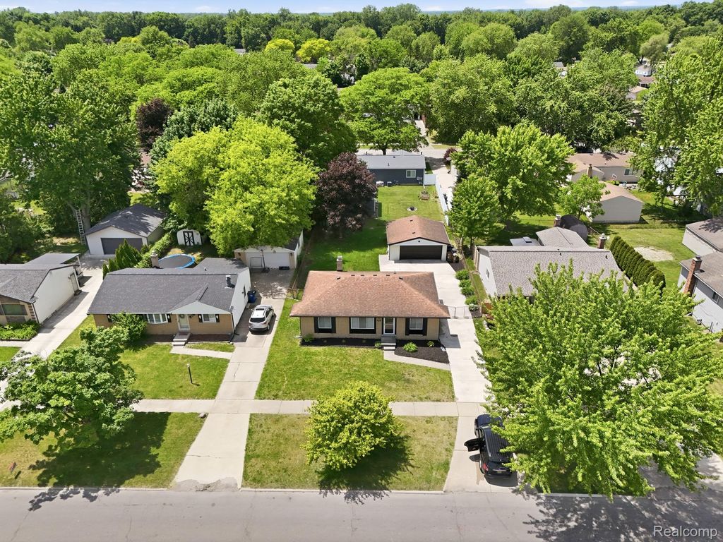 Photo of 1260 S John Hix Street, Westland City, MI 48186 (MLS # 20261041671)