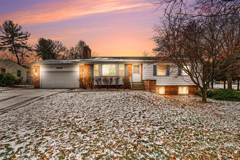 5560 Greenboro Drive SE Kentwood City MI 49508