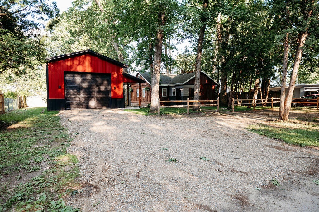 52493 35 1/2 Street