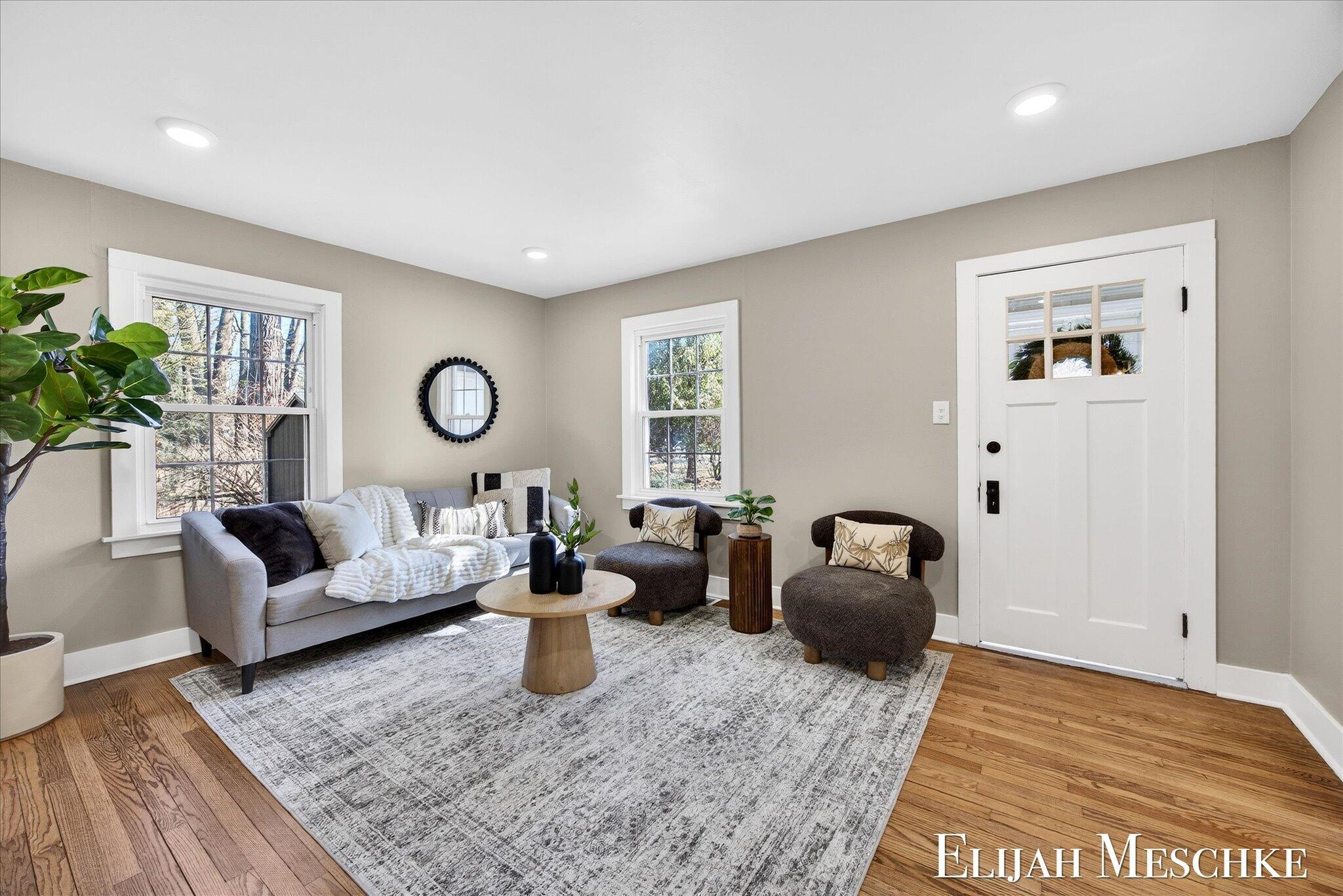 2526 Pennsylvania Avenue