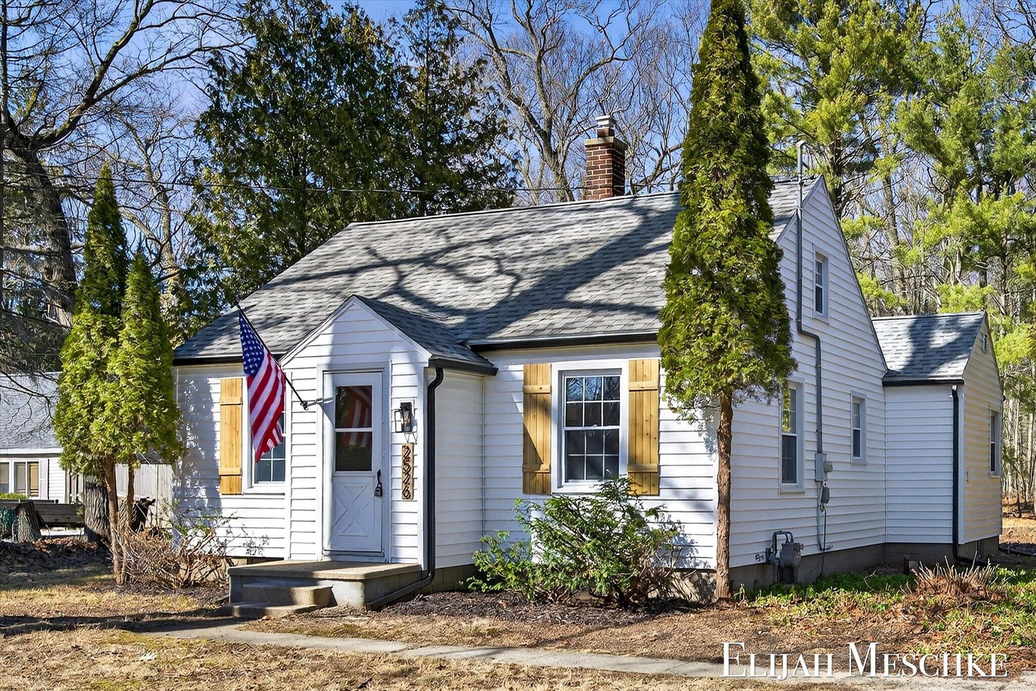 2526 Pennsylvania Avenue