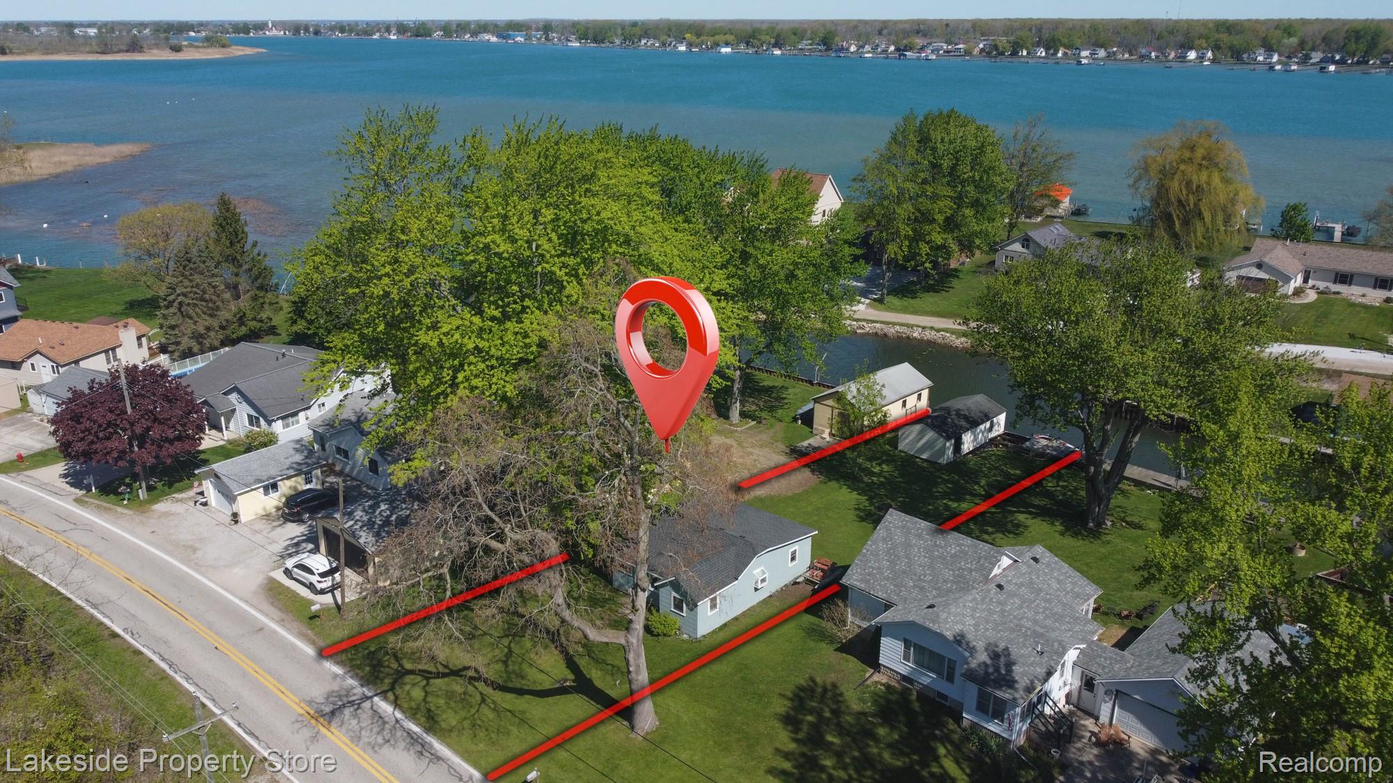 2662 Cottage Lane