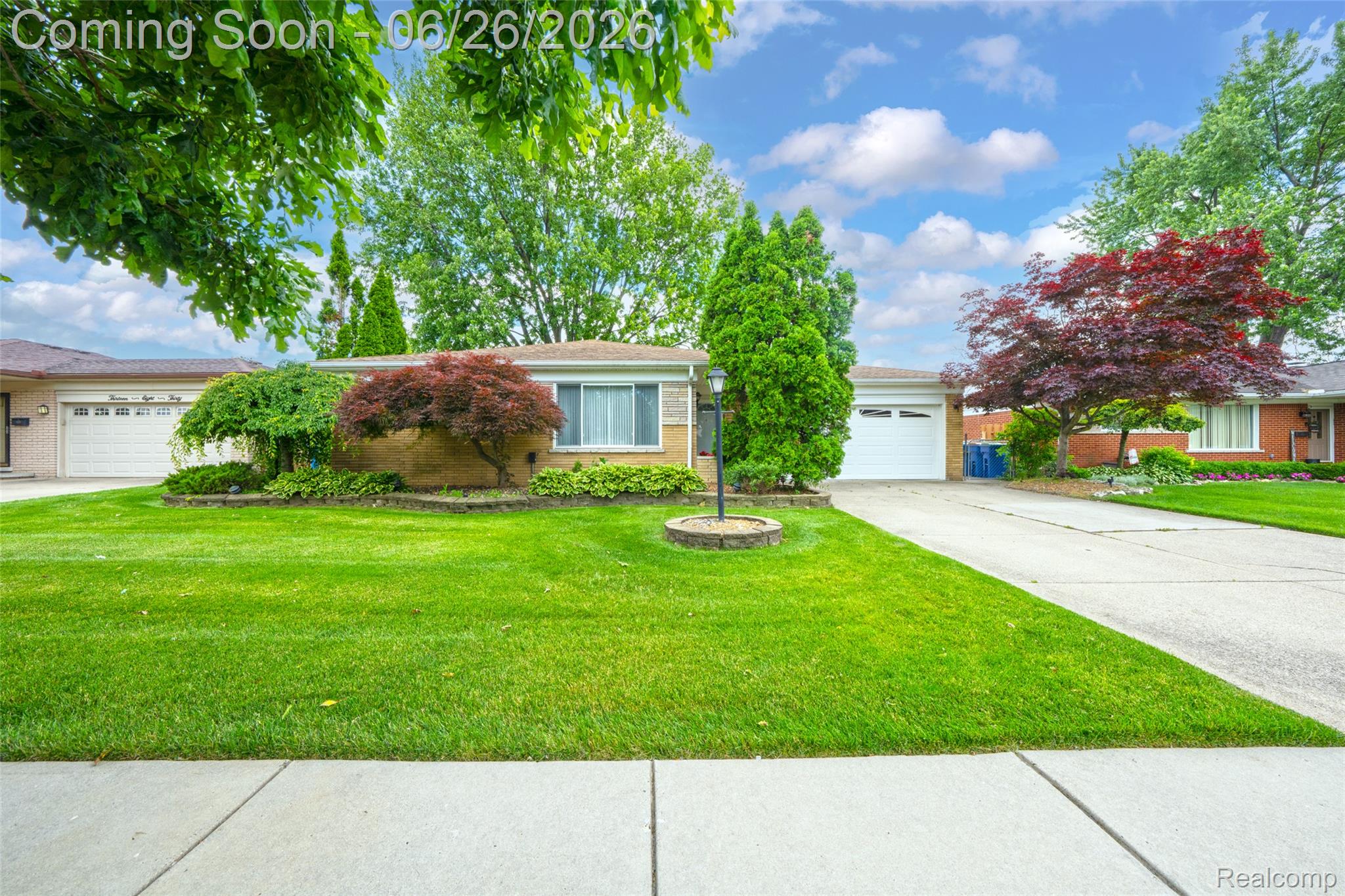 13818 Collins Drive