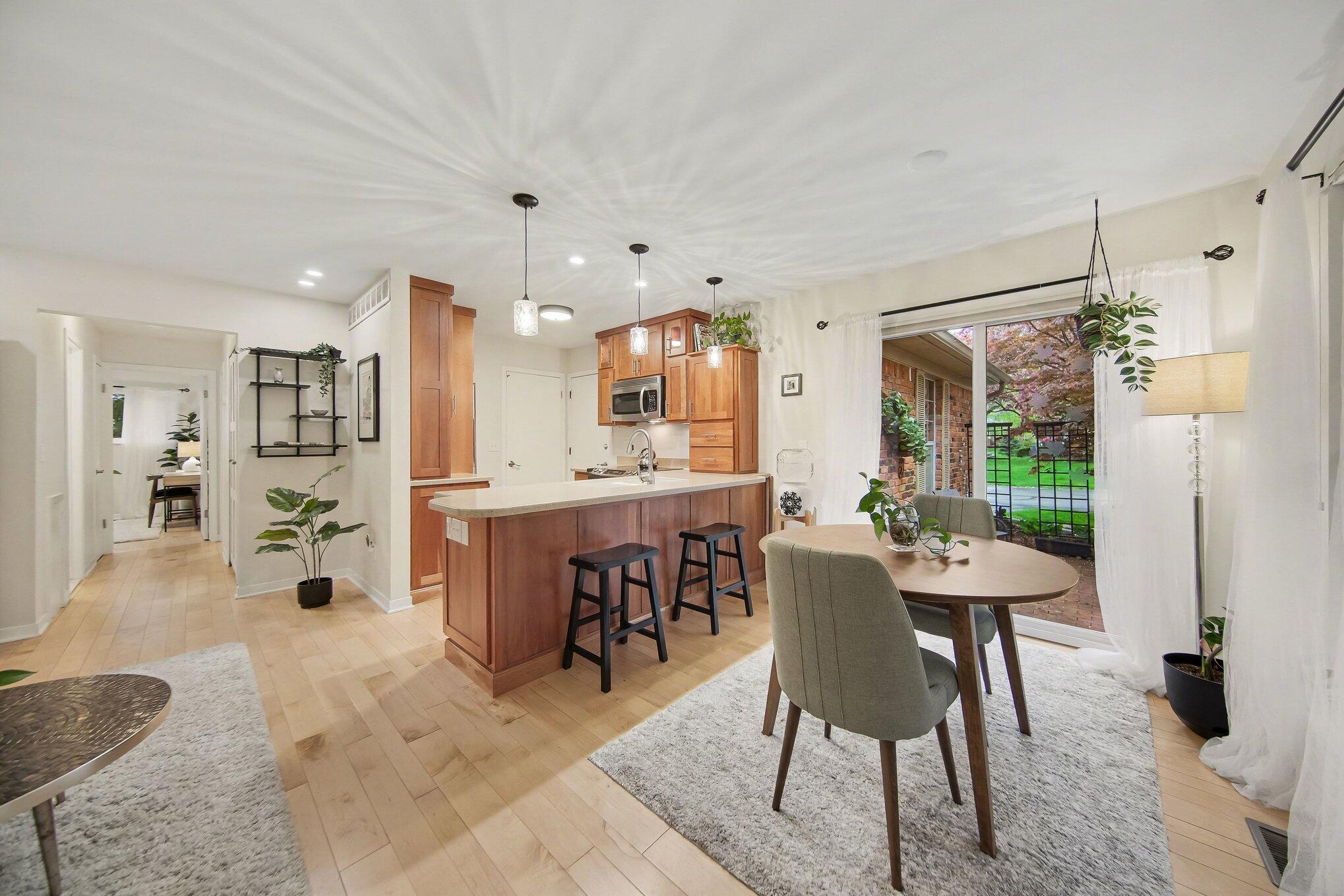 2950 W Whittier Court