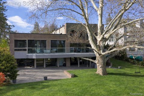 Tiny photo for 3317 W Shore Drive, Orchard Lake Village City, MI 48324 (MLS # 20251054840)