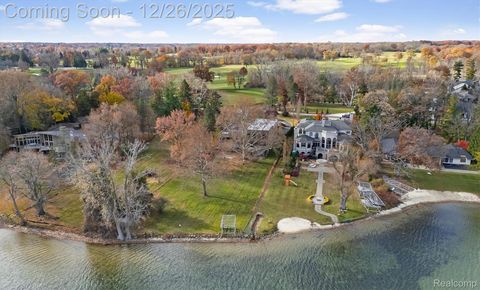 Tiny photo for 3317 W Shore Drive, Orchard Lake Village City, MI 48324 (MLS # 20251054840)