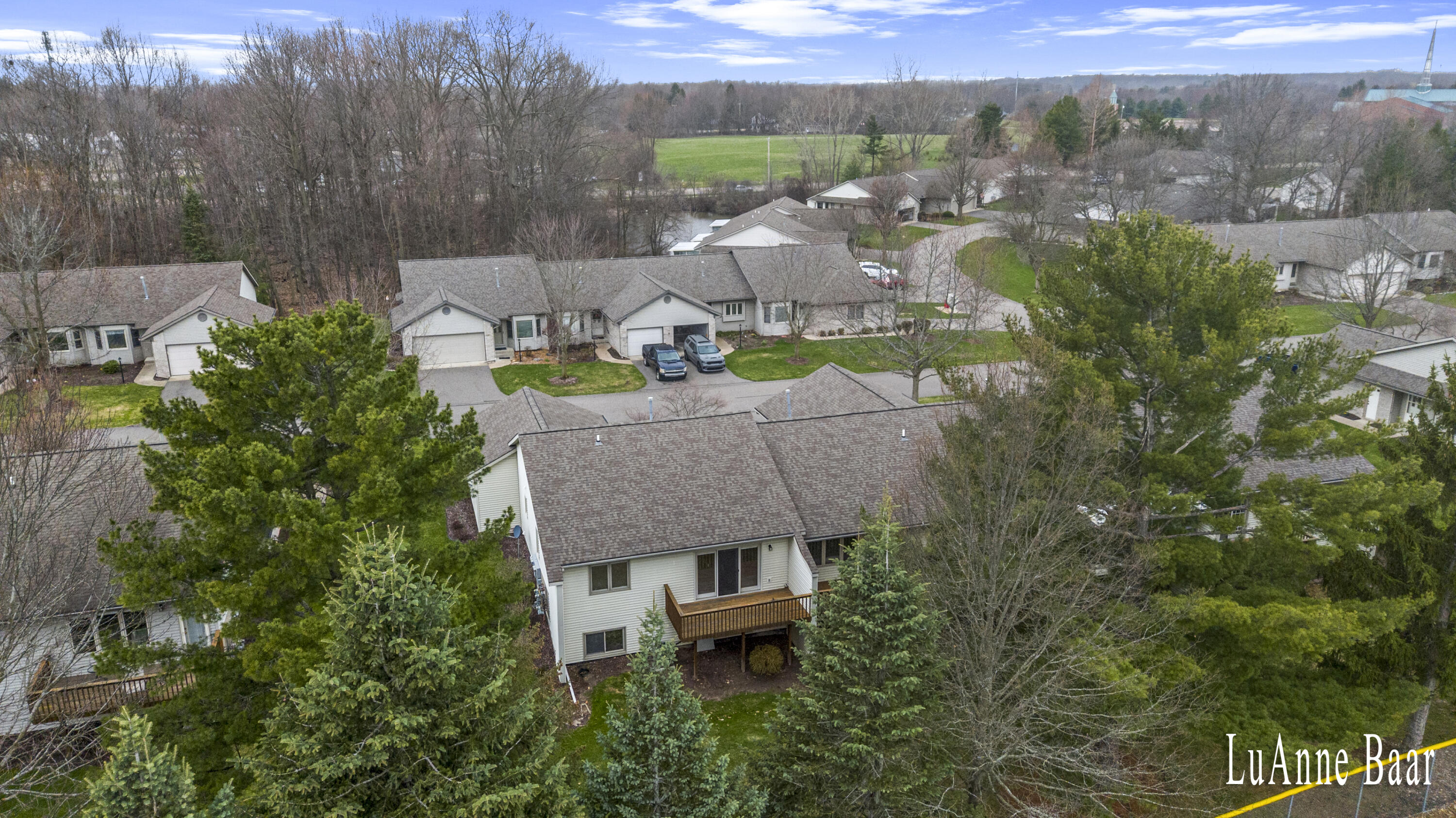 2502 Falcon Pointe Drive NW