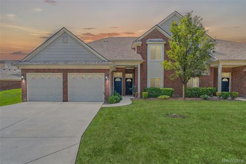 Photo of 14261 Shadywood Drive, Sterling Heights City, MI 48312 (MLS # 20251012985)