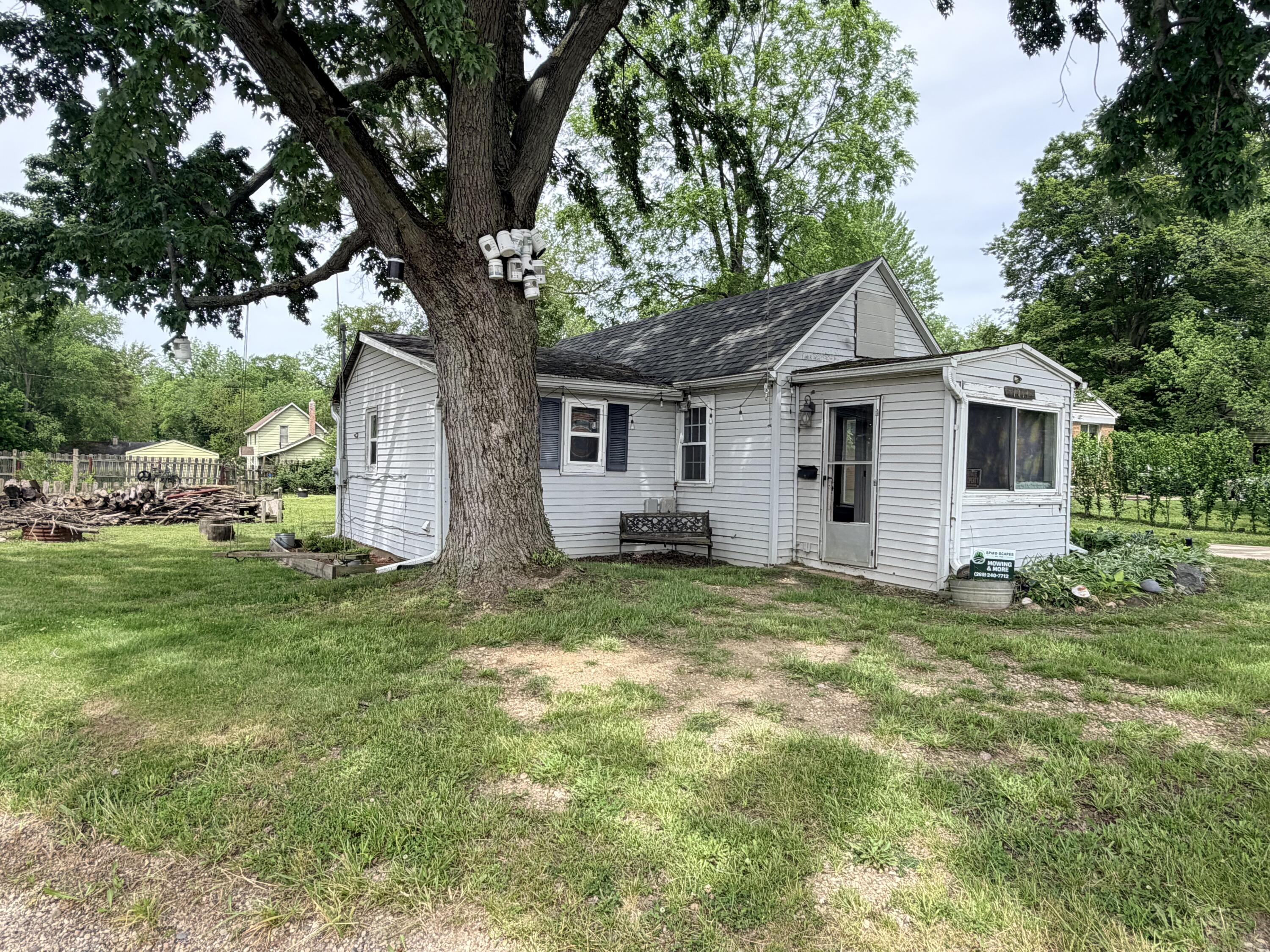 1014 N 9th Street