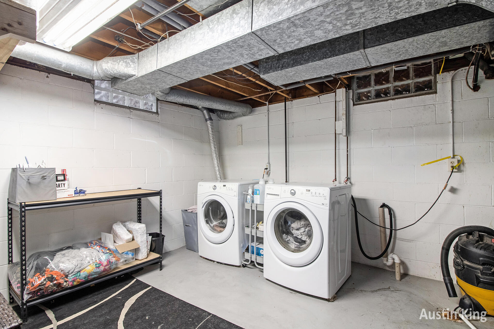 Wyoming City, Michigan 49509, United States, 3 Bedrooms Bedrooms, ,2 BathroomsBathrooms,Residential,Active,228965