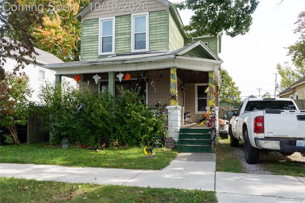 2706 GRATIOT AVE, PORT HURON, MI 48060 - Image 1be1047ed82b5d2e77f1b1f7586b8a8e/4134252940