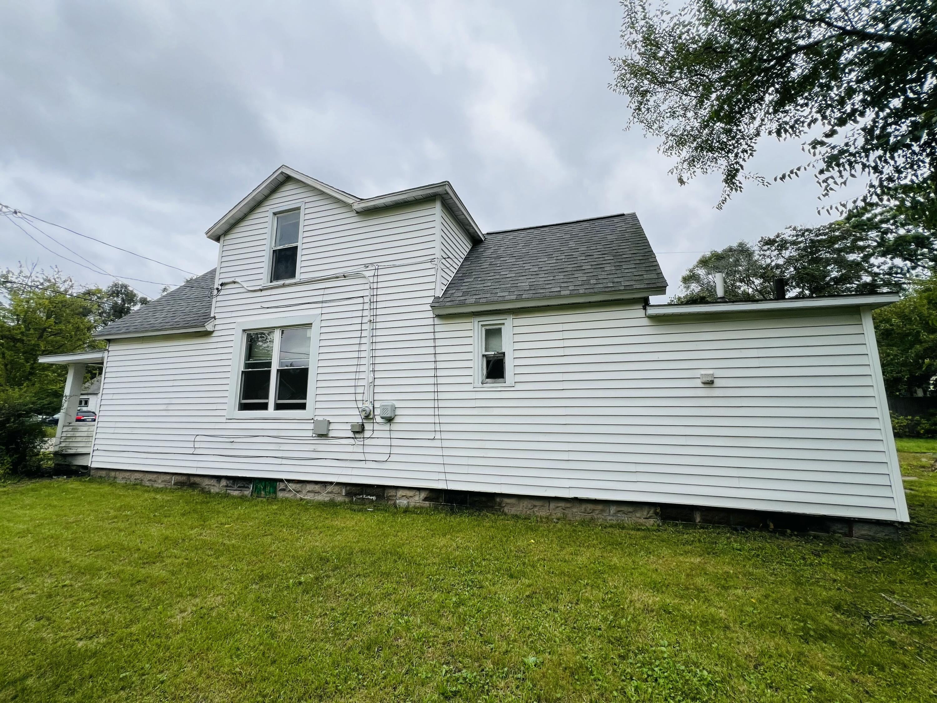 767 W Southern Avenue