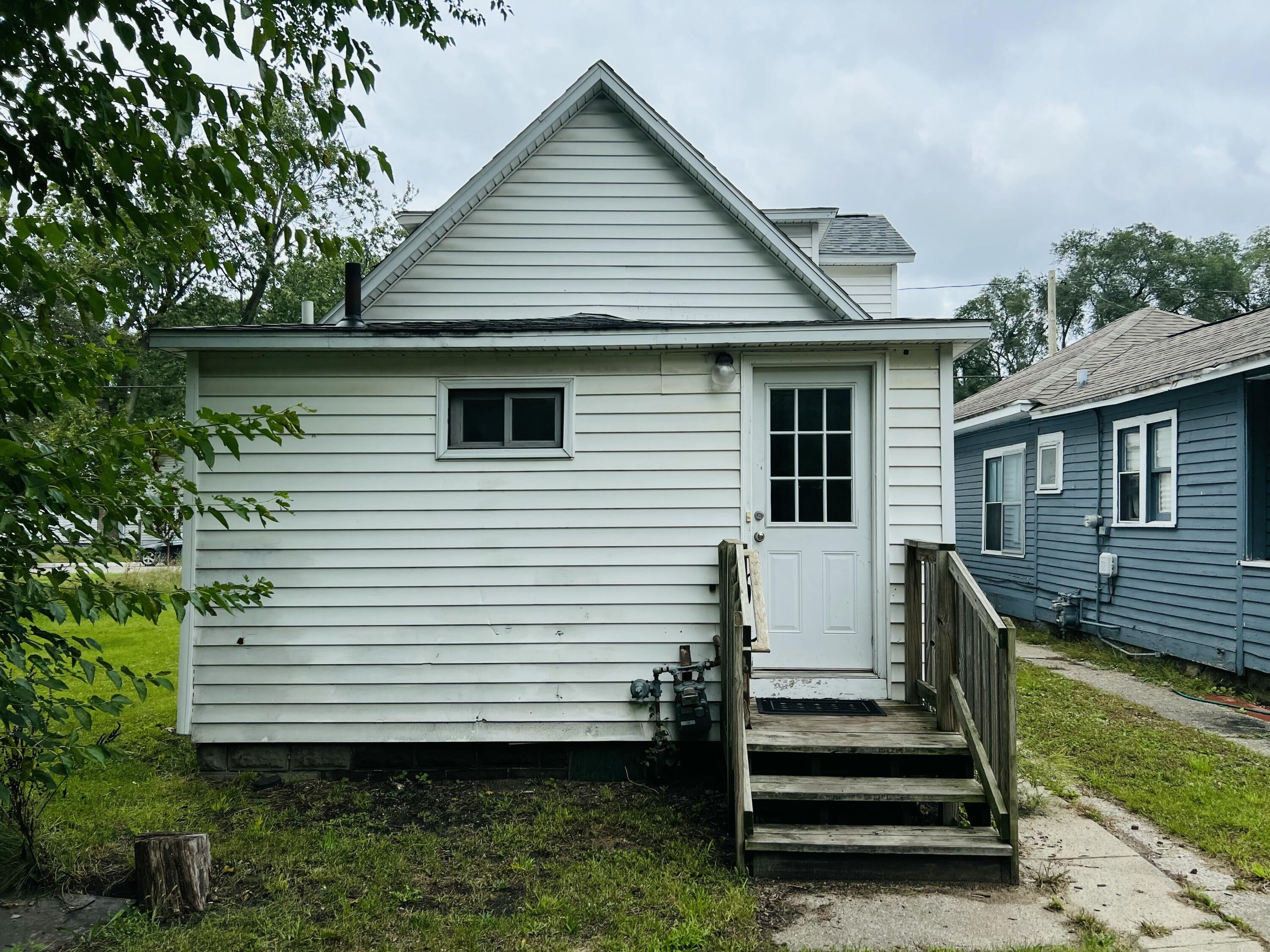 767 W Southern Avenue