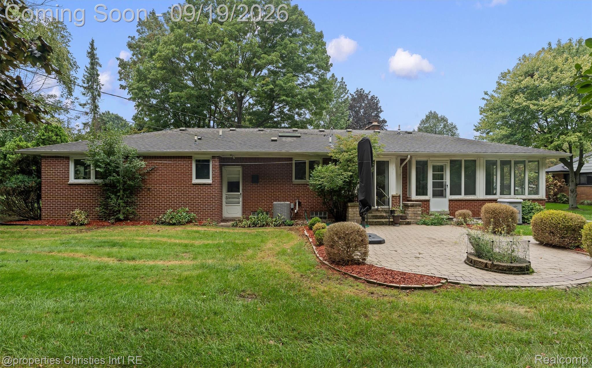 32340 Sylvan Lane