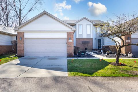 448 Ravencrest Lane 50 Westland City MI 48185