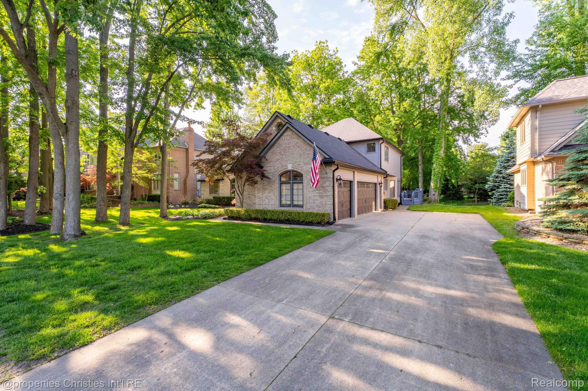 14281 Bournemuth Drive