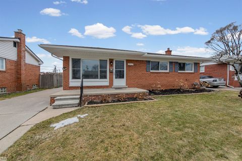 28517 Grant Street St Clair Shores City MI 48081