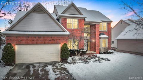 Photo of 29267 SUNRIDGE, Farmington Hills City, MI 48334 (MLS # 20251059593)