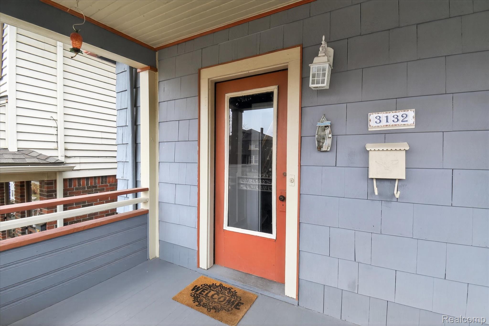 3132-3134 Van Alstyne Street