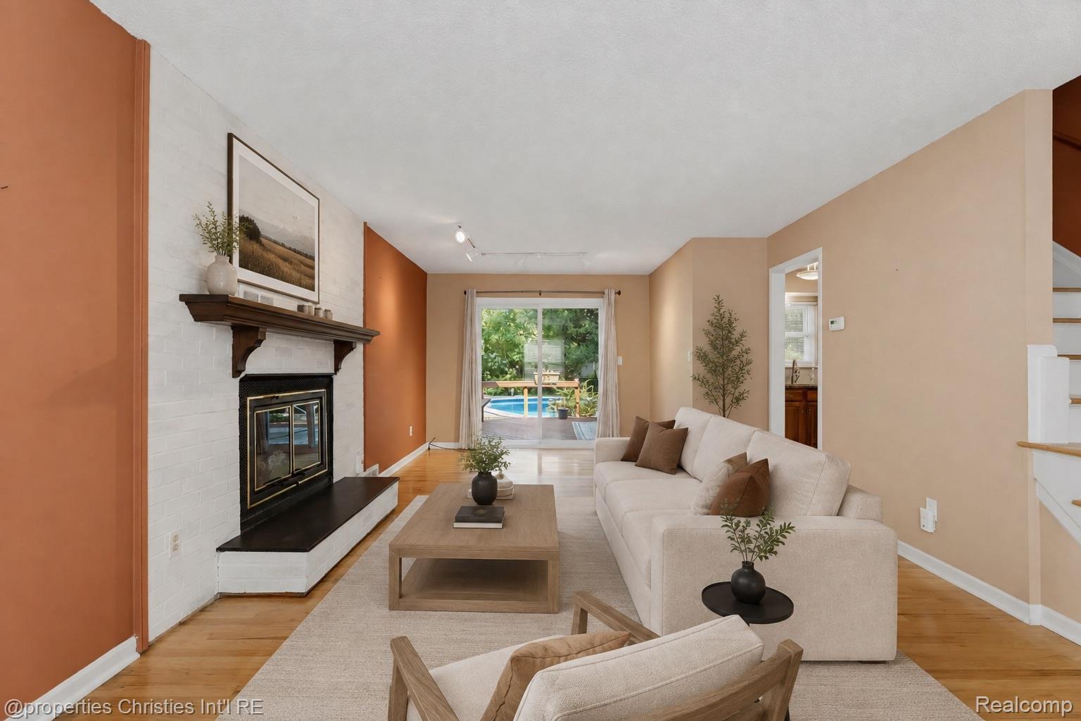 3560 Beach Road