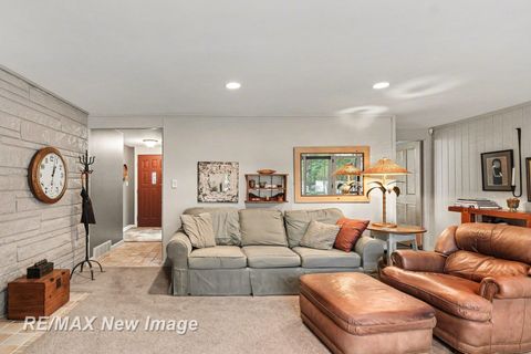 Tiny photo for 314 W Saint Andrews Road, Midland City, MI 48640 (MLS # 61050203257)