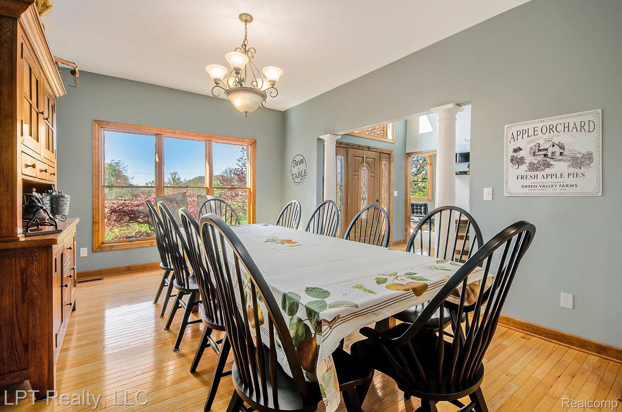 3227 READY Road NE