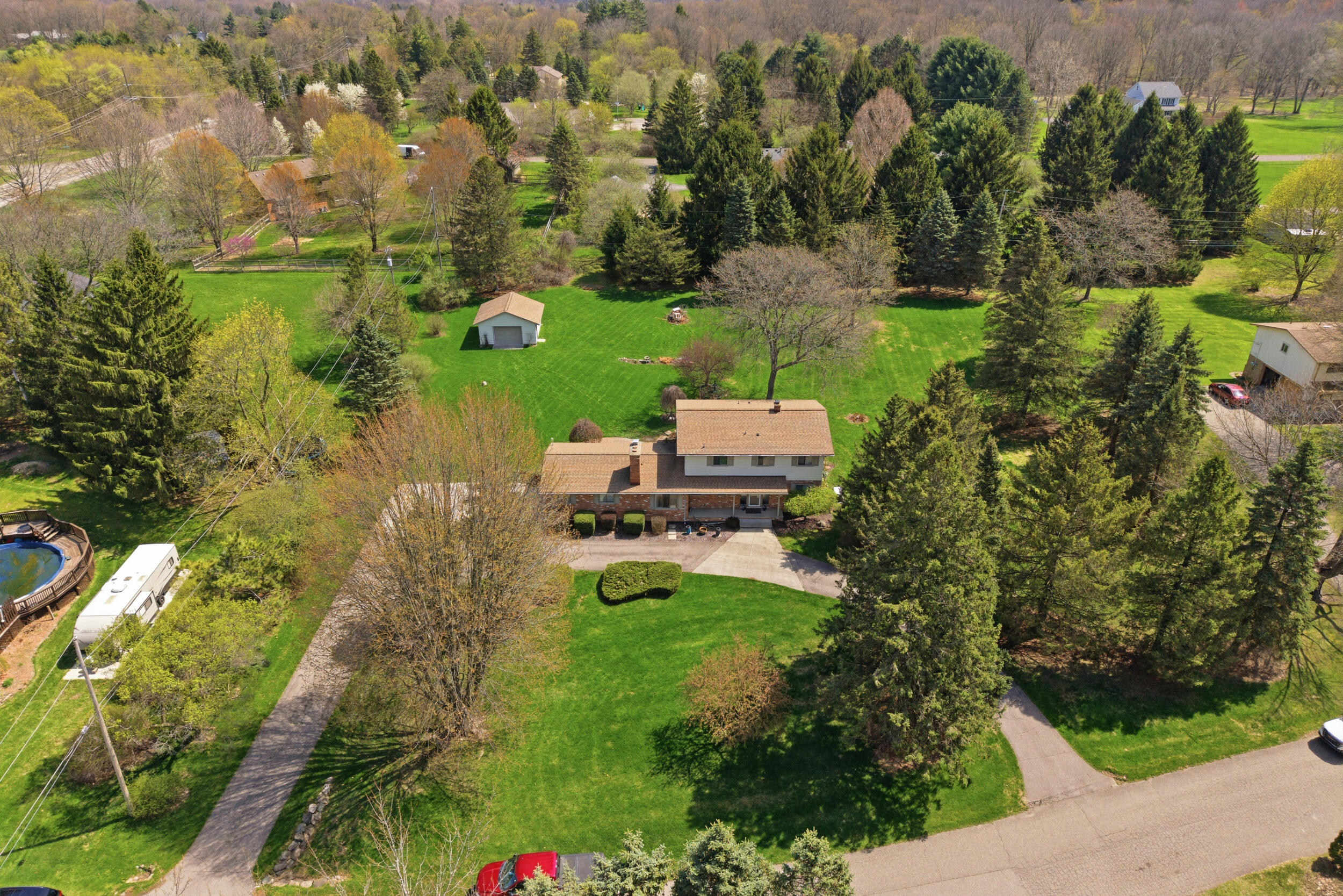 612 Dunross Drive